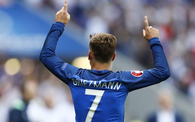 xingkong焦点-世俱杯轻松卫冕冠军拿到手软